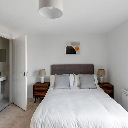 Spacious 1 Bedroom Apartment In A Converted Mill Leeds (West Yorkshire) Exterior photo