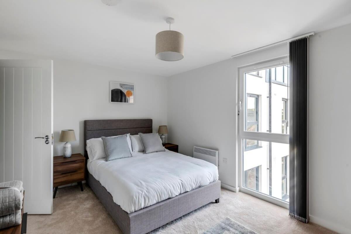 Spacious 1 Bedroom Apartment In A Converted Mill Leeds (West Yorkshire) Exterior photo